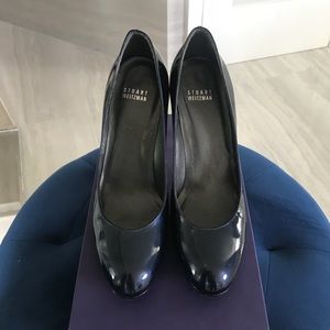 Stuart Weitzman navy blue pumps